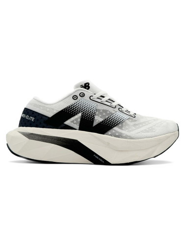 New Balance FuelCell Rebel V4 White Black (New Balance FuelCell Rebel V4 White Black)