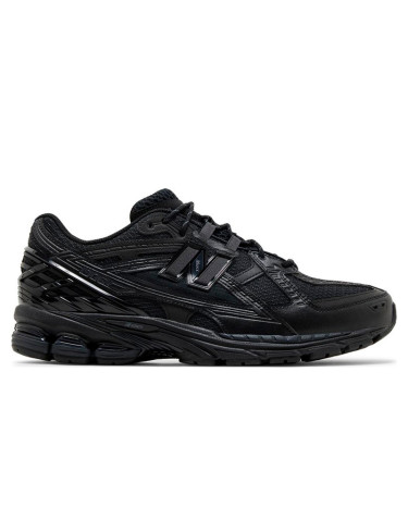 New Balance 1906U Triple Black M1906NJ (New Balance 1906U Triple Black M1906NJ)