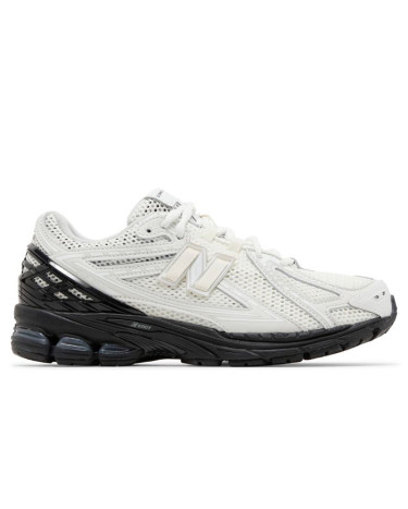 New Balance 1906R x Comme des Garçons Homme White Black M1906RCO (New Balance 1906R x Comme des Garçons Homme White Black M1906RCO)